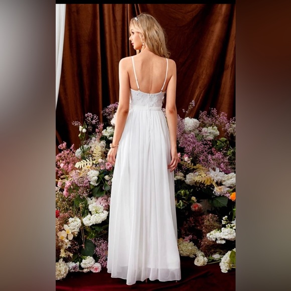 NWT-Appliques Leaf Embroidery Mesh Ins Split Thigh Chiffon Wedding Dress wo Veil - Picture 3 of 3